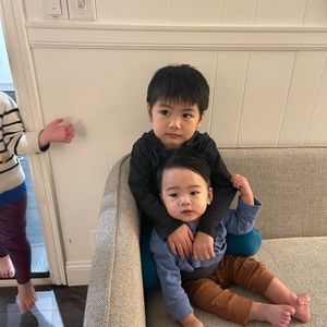 Meet your Posher, Henry